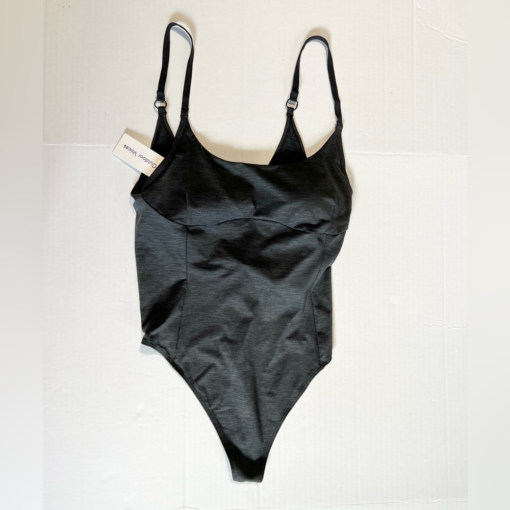 Outdoor Voices Move Free Leotard size M  NWT black and blue